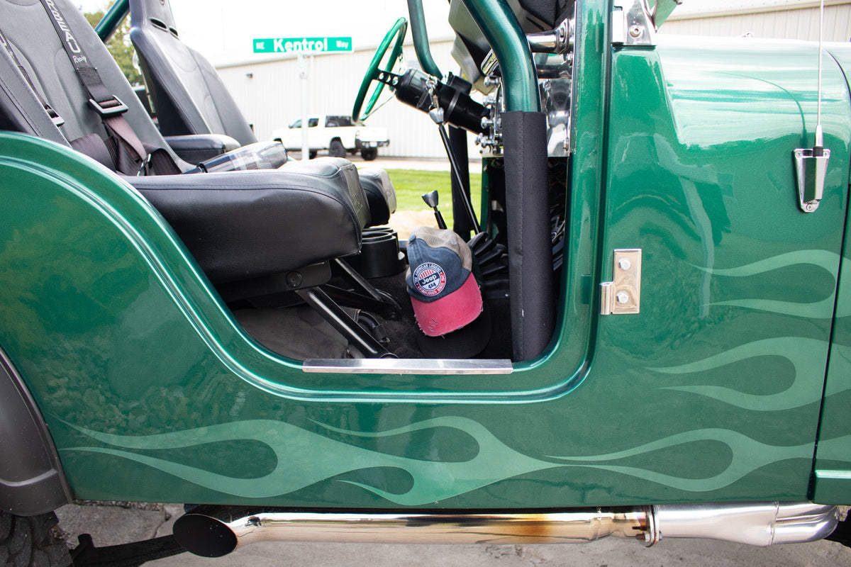 Kentrol 30416 Entry Guards Pair for 1976-1995 Jeep CJ Wrangler YJ - Polished Silver