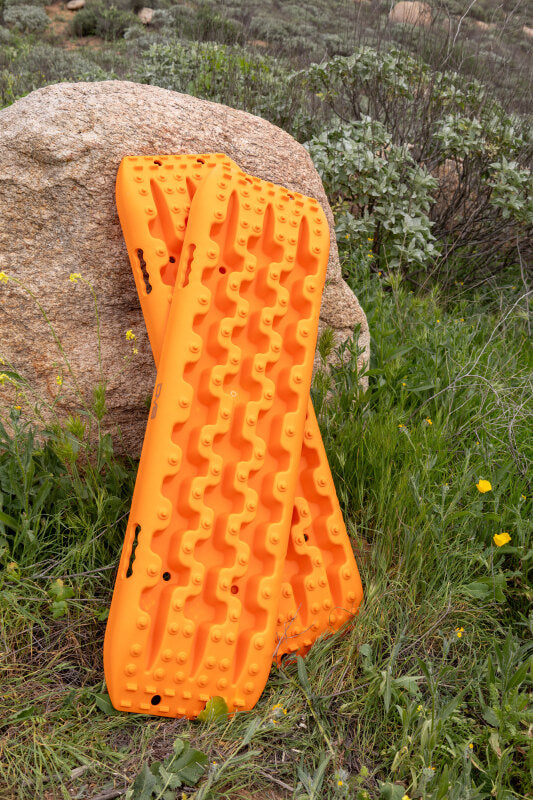 DV8 Offroad DV8 Xtract Traction Boards | Pair | Orange - #RTB1-02OR