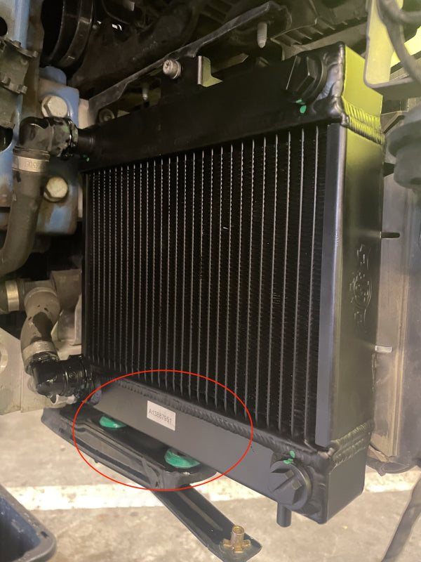 CSF 8258 Radiators w/ Rock Guards for BMW F8X M3/M4/M2C Auxiliary