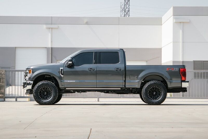 Cognito Motorsports 220-P1135 3-Inch Performance Lift Kit with Fox PS 2.0 IFP Shocks for 2020-2024 Ford F-250 / F-350 Super Duty 4WD