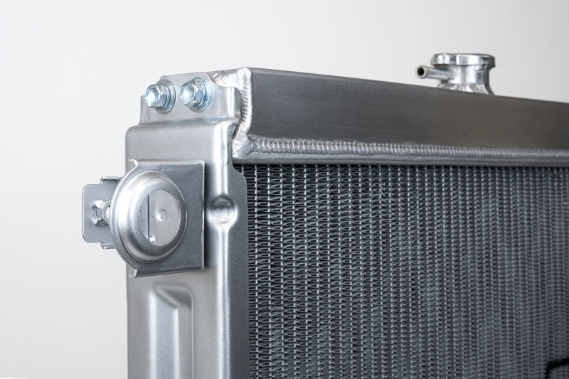 CSF 7207 Alum Radiator for 98-07 Toyota Land Cruiser / Lexus LX470 Heavy Duty