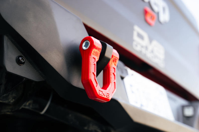 DV8 Offroad Elite Series D-Ring Shackles - Pair (Red) - #UNSK-01RD