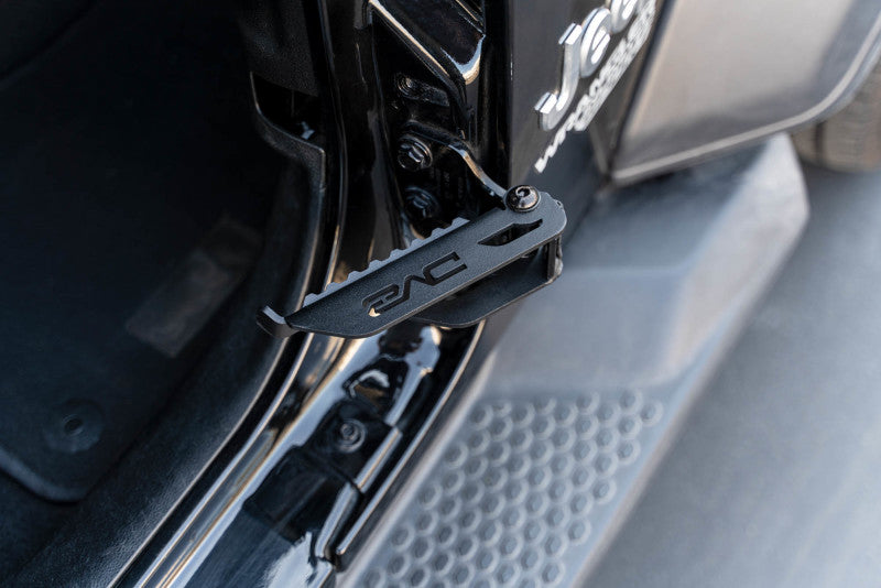 DV8 Offroad 07-23 Jeep Gladiator/Wrangler JT/JK/JL Foot Pegs - #STJL-05