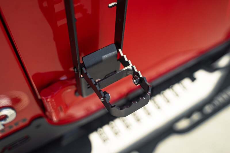 DV8 Offroad 07-23 Jeep Gladiator/Wrangler JT/JK/JL Hinge Mounted Step - #STJL-04