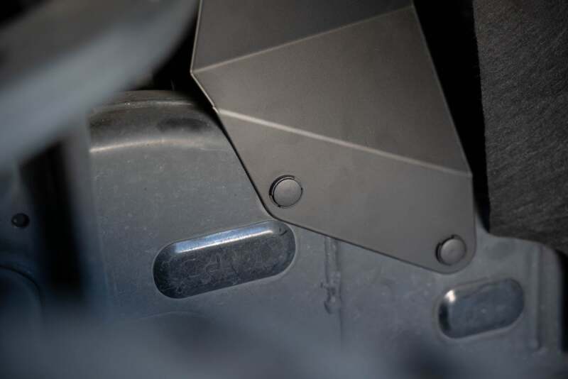 DV8 Offroad 22-23 Toyota Tundra + Sequoia Inner Fender Liners - #INFT2-01