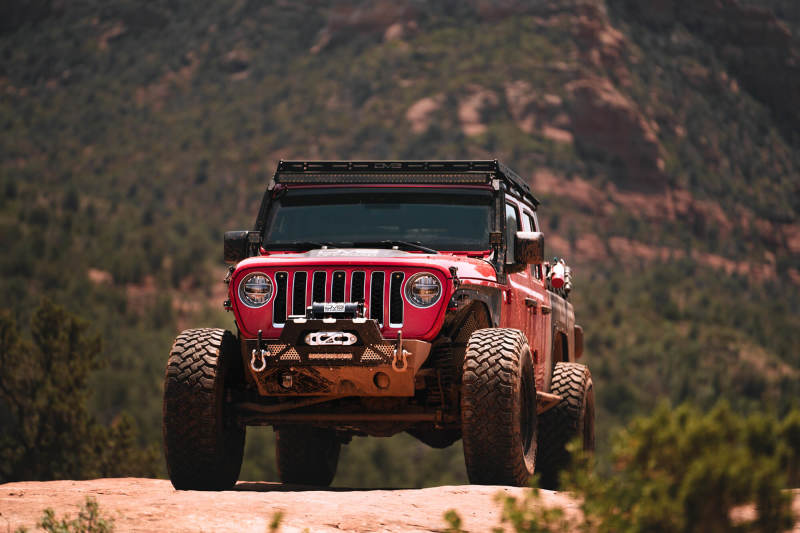 DV8 Offroad 2018+ Jeep Wrangler JL/Gladiator LED Projector Headlights - #HLCJL-01