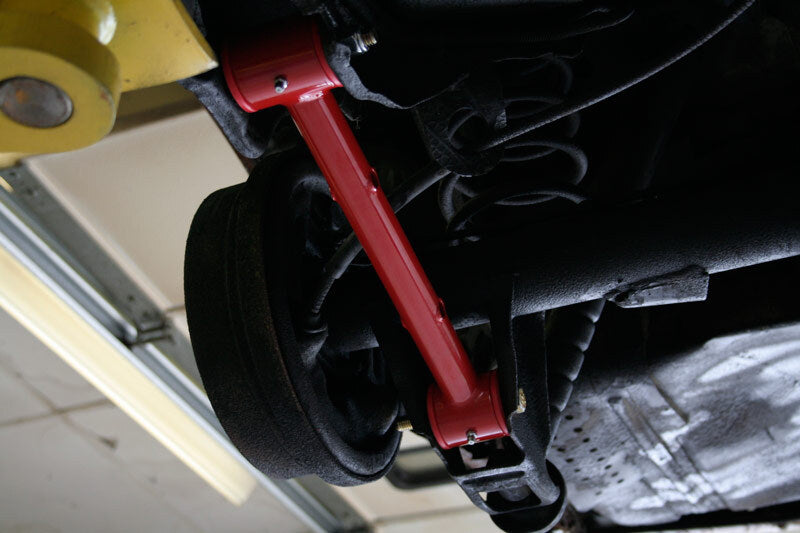 UMI Performance 501518-B Upper and Lower Control Arm Black for 1975 GM H-Body