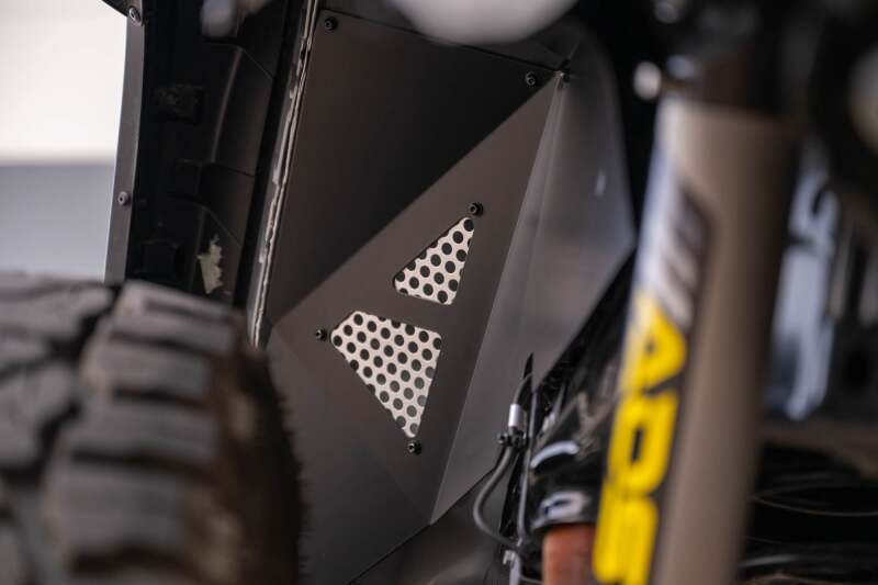 DV8 Offroad 18-24 Jeep Wrangler JL Rear Inner Fenders - #INFEND-06RB