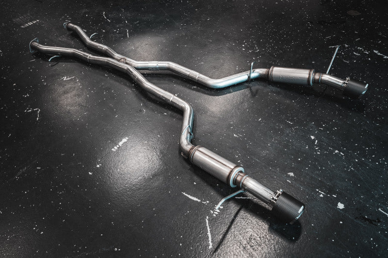 MBRP Durango SRT 6.4L Armor Pro T304 3in Cat Back Exhaust w/ CF Tips