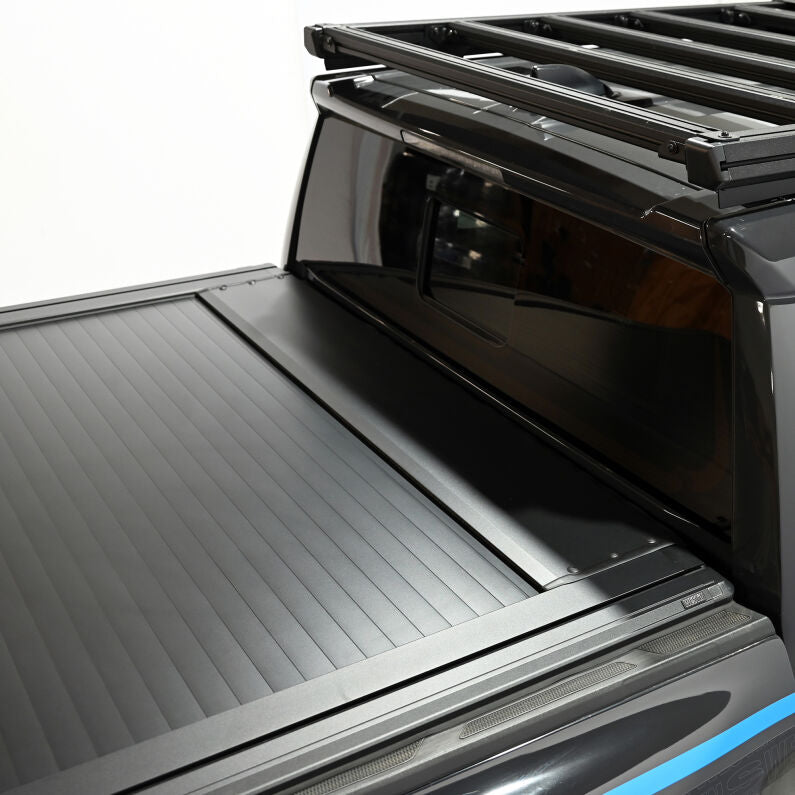 Westin 19-62785 Manual Retractable Tonneau Cover for 2024-2026 Toyota Tacoma 5ft Bed Black