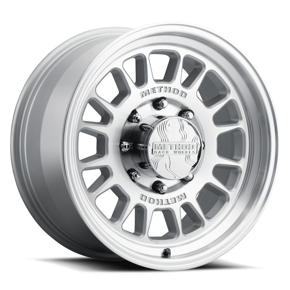 Method MR318 18x9 / 8x170 BP / 18mm Offset / 130.81mm CB Machined-Clear Coat