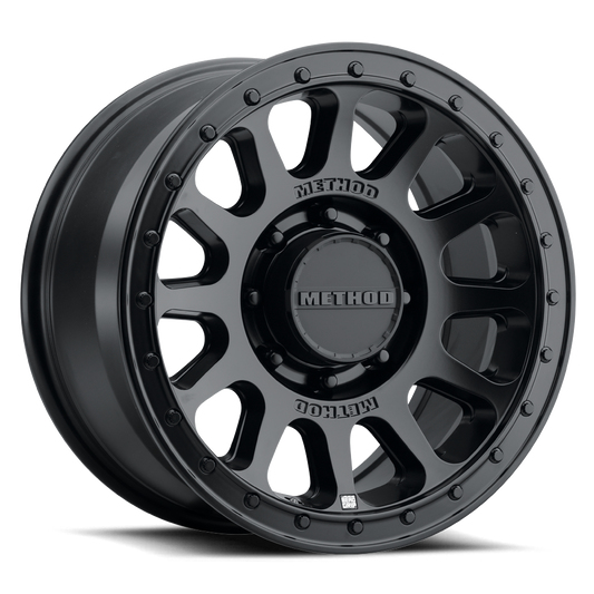 Method MR709 HD Bead Grip 18x 9in / ET12 / 8x6.5 BP / 121.3mm Bore - Black Wheel